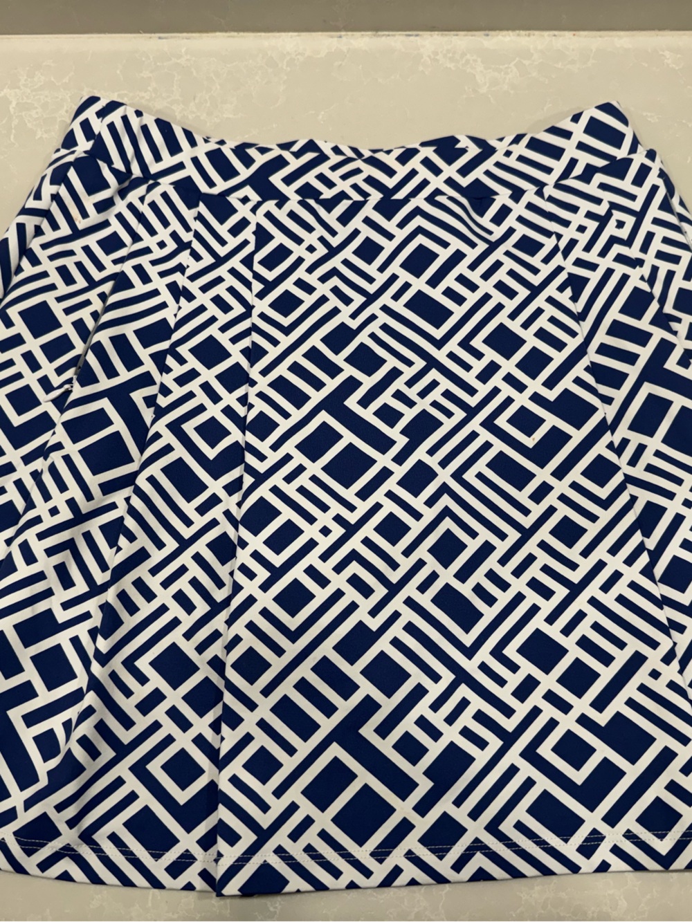 J.McLaughlin Catalina Cloth Geometric Tile Skort Navy White Small